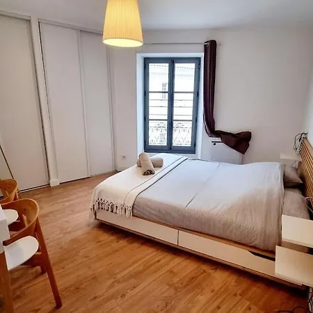 Elegant P4 Du Centre Historique Apartment *
